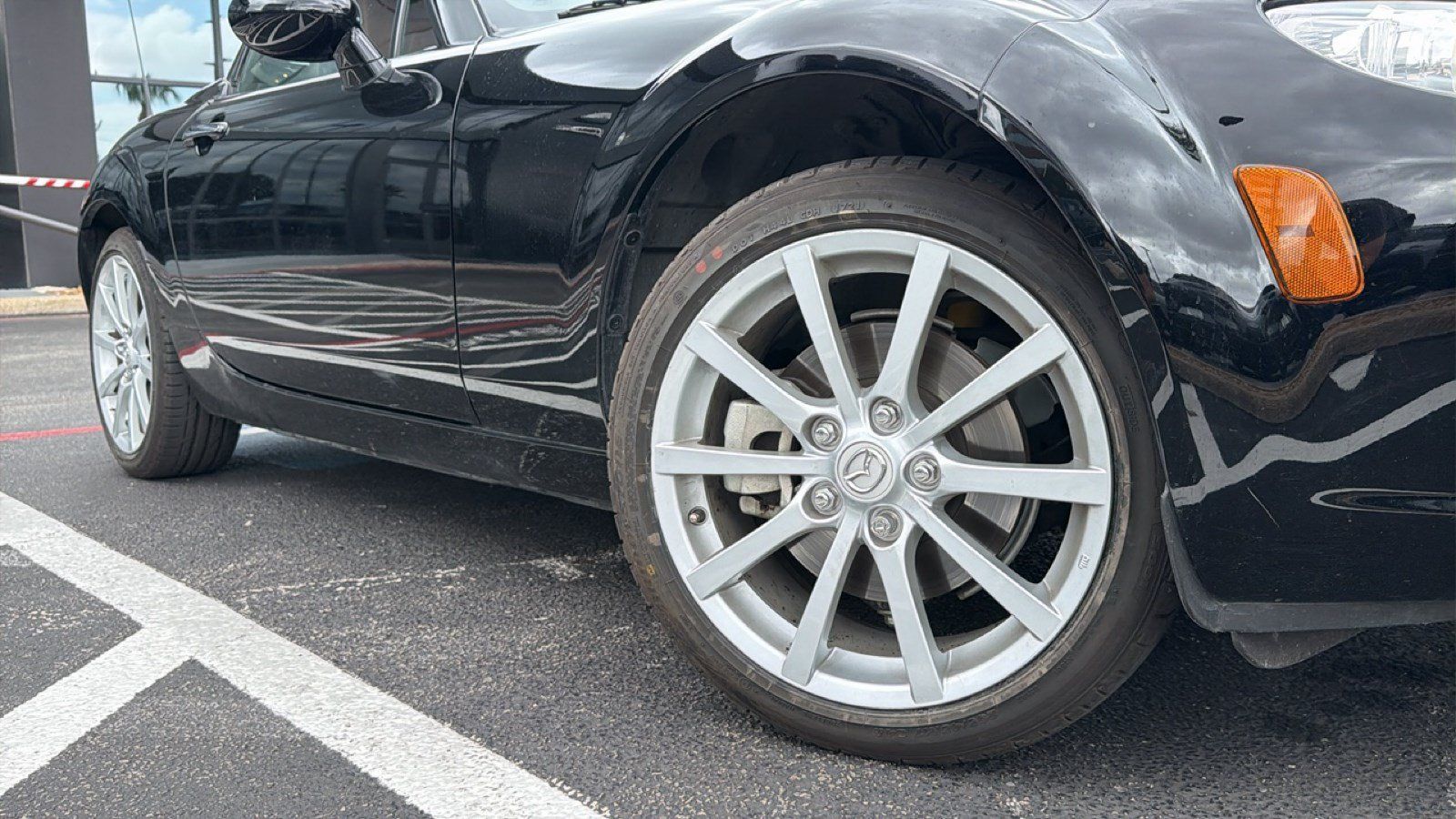 Used 2007 MAZDA MX-5 Miata Grand Touring w/ Premium Pkg RWD image 8