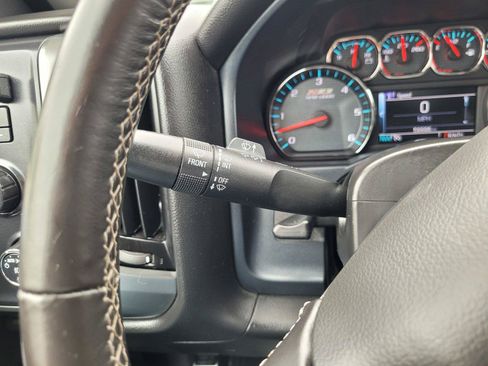 Used 2018 Chevrolet Silverado 1500 LT w/ All Star Edition AWD/4WD image 32