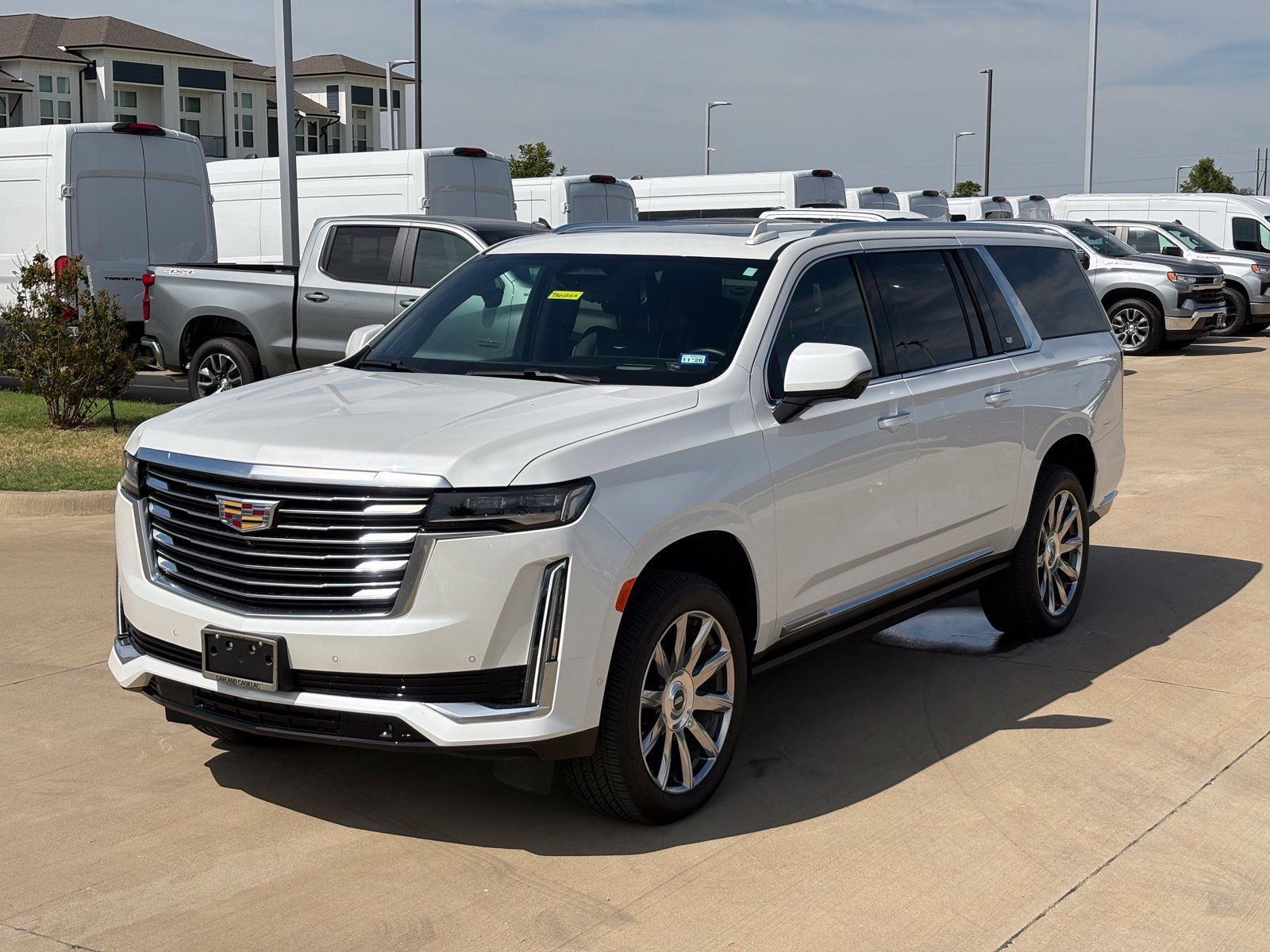 Used 2021 Cadillac Escalade ESV Premium Luxury Platinum AWD/4WD image 12