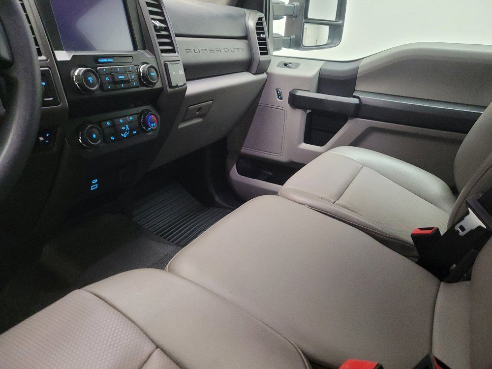 Used 2021 Ford F250 XL w/ Power Equipment Group RWD image 26
