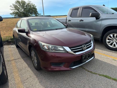Used 2013 Honda Accord LX image 3