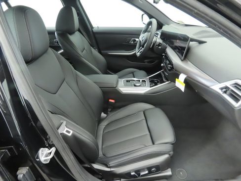 New 2026 BMW 330i Sedan w/ M Sport Package image 20