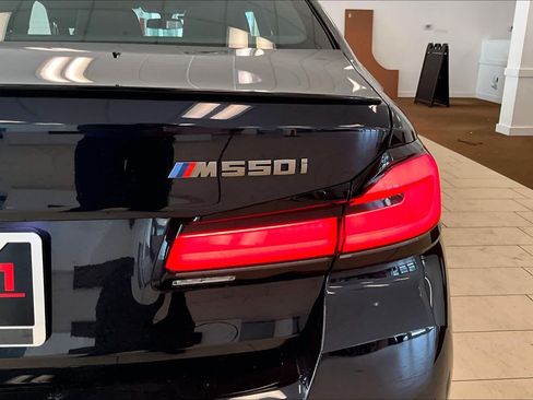 Used 2023 BMW M550i xDrive AWD/4WD image 29