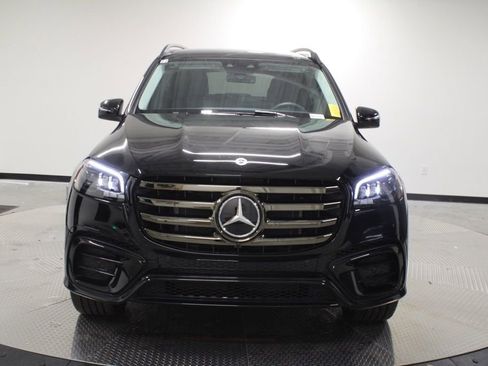 Certified 2025 Mercedes-Benz GLS 450 4MATIC image 10