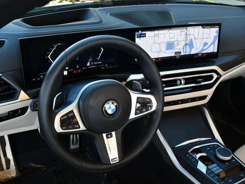 Used 2024 BMW M440i Convertible w/ Premium Package image 52