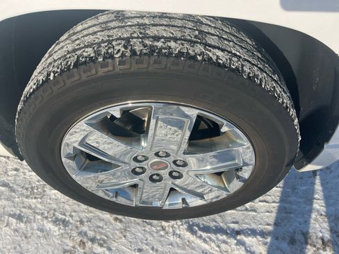 Used 2016 GMC Acadia Denali image 4