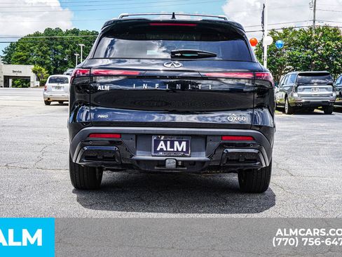 Used 2023 INFINITI QX60 Luxe AWD/4WD image 12