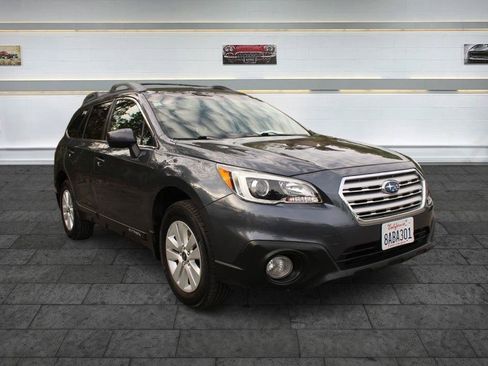 Used 2017 Subaru Outback 2.5i Premium w/ Popular Package #1 AWD/4WD image 1