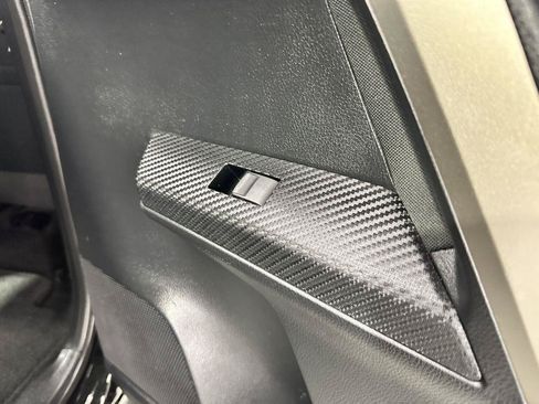 Used 2015 Toyota RAV4 LE AWD/4WD image 31