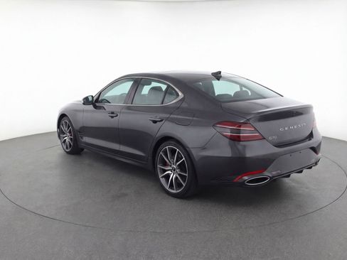 Used 2025 Genesis G70 2.5T RWD image 6