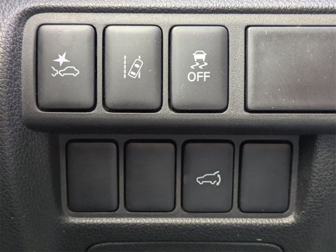 Used 2024 Mitsubishi Eclipse Cross SE image 25