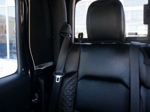 Used 2021 Jeep Gladiator Overland image 59