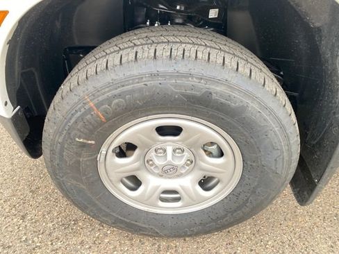 New 2026 Nissan Frontier S image 23