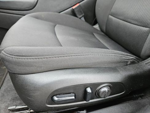 Used 2018 Chevrolet Malibu LT w/ Redline Edition image 23