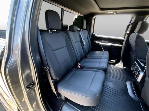 Used 2018 Ford F150 XLT w/ Equipment Group 302A Luxury AWD/4WD image 20