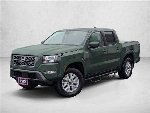 Used 2022 Nissan Frontier SV image 1