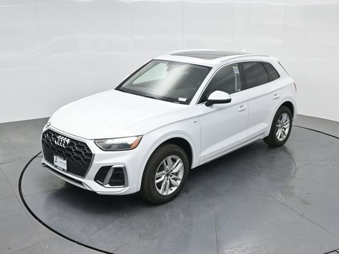 Used 2023 Audi Q5 2.0T Premium w/ Convenience Package AWD/4WD image 36