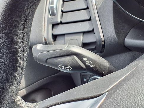 Used 2016 Ford Escape Titanium image 22