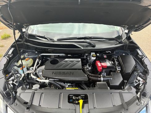 Used 2025 Nissan Rogue SV FWD image 34