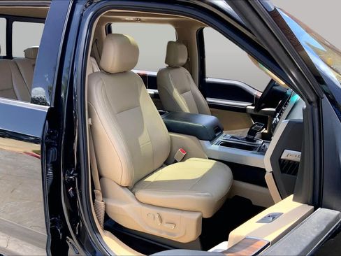 Used 2017 Ford F150 Lariat AWD/4WD image 9