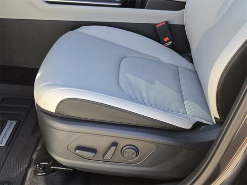 New 2026 Kia Sportage EX image 17