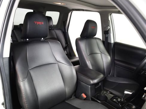 Used 2019 Toyota 4Runner TRD Off-Road Premium image 20