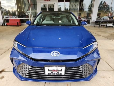 New 2026 Toyota Camry XLE AWD/4WD image 5
