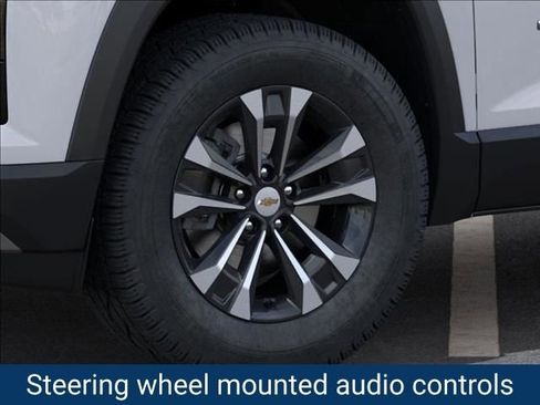 New 2026 Chevrolet Equinox LT w/ Convenience Package II image 10