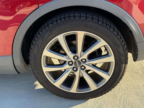 Used 2019 Lincoln Nautilus Select image 8