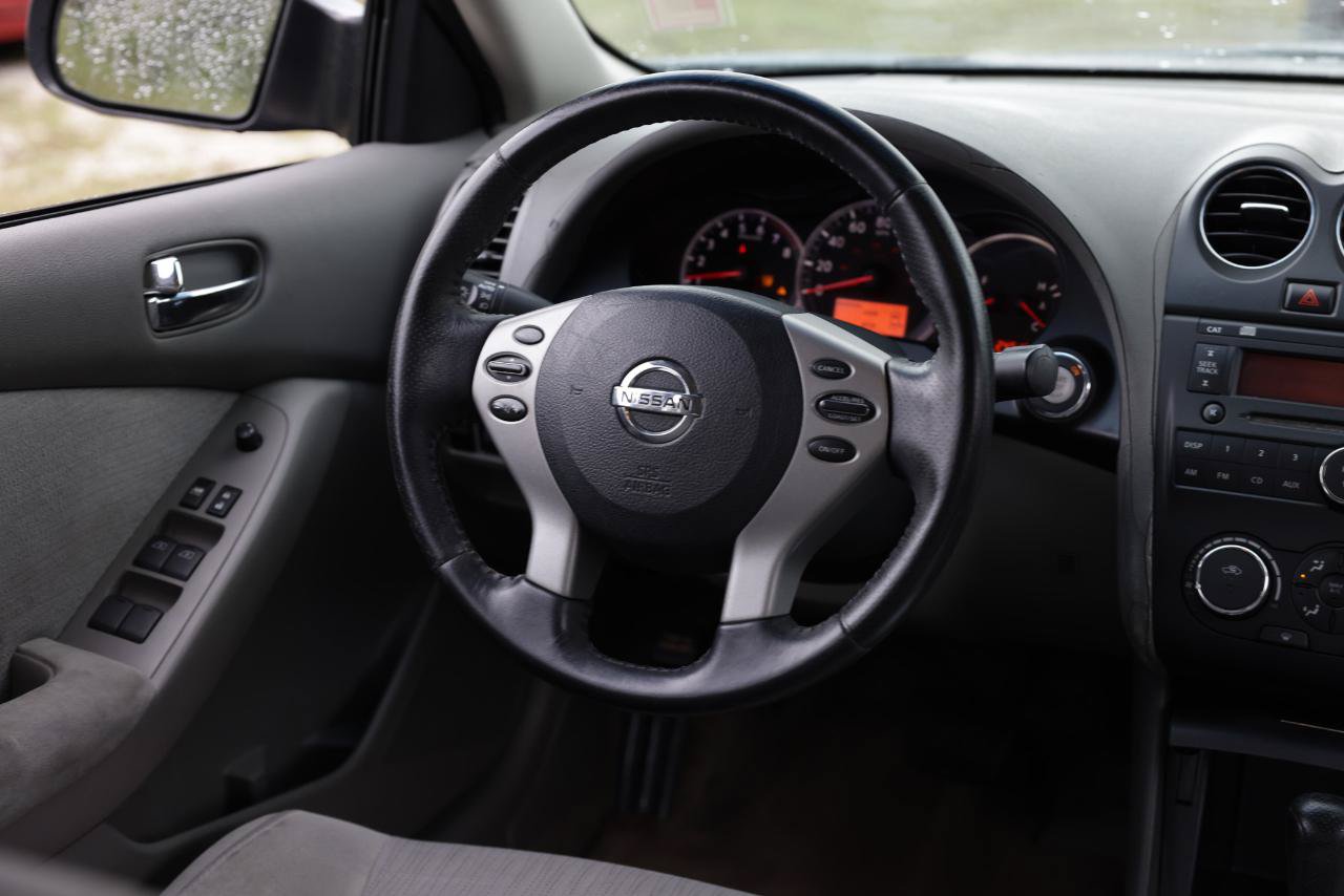 Used 2011 Nissan Altima 2.5 S w/ Convenience Pkg FWD image 29