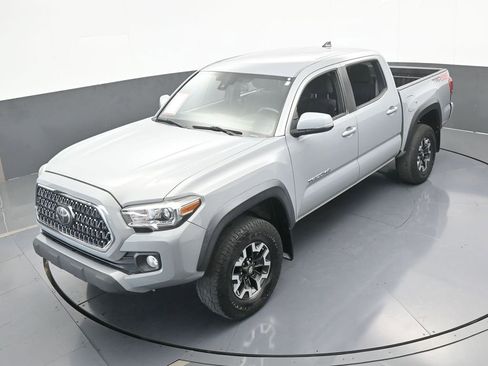 Used 2019 Toyota Tacoma TRD Off-Road image 44
