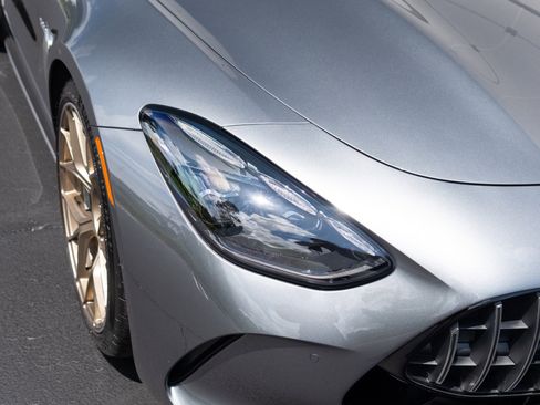 Used 2025 Mercedes-Benz AMG GT 63 image 12