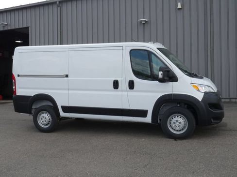 New 2026 RAM ProMaster 1500 w/ Premium Convenience Group FWD image 9