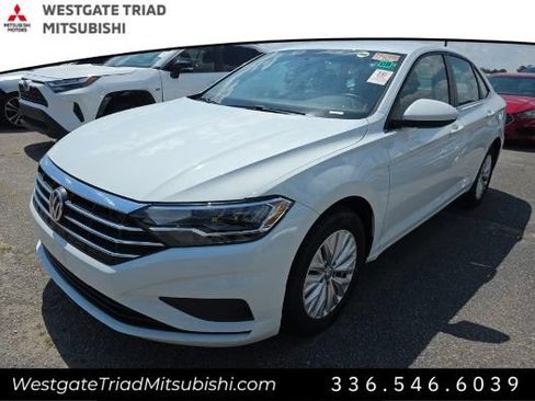 Used 2020 Volkswagen Jetta S FWD image 2