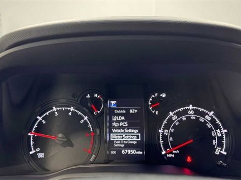 Used 2022 Toyota 4Runner SR5 image 22