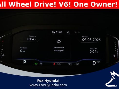 Used 2022 Volkswagen Atlas Cross Sport SE image 2