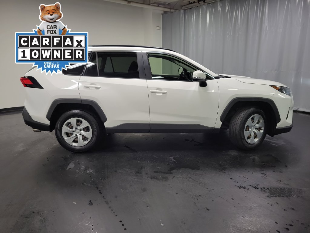 Used 2019 Toyota RAV4 LE w/ All Weather Liner Package FWD image 9