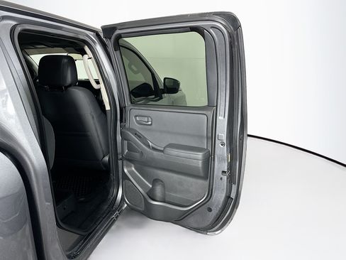 Used 2022 Nissan Frontier S w/ Technology Package RWD image 28