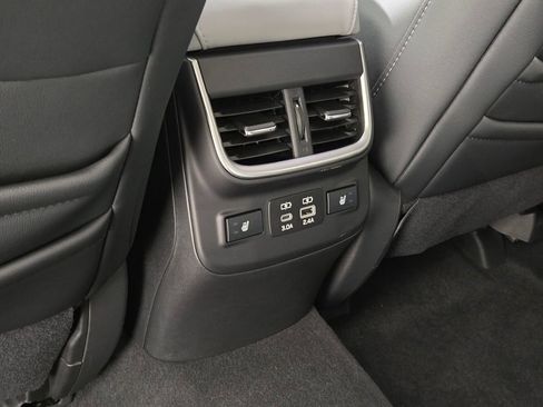 Certified 2025 Subaru Outback Limited AWD/4WD image 18