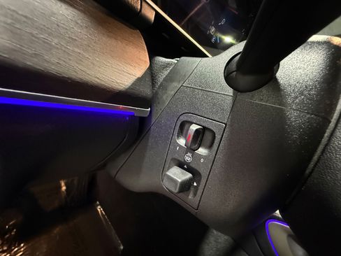 Used 2022 Mercedes-Benz GLE 350 4MATIC w/ 3rd Row Seat Package image 29