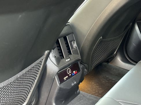 Certified 2025 BMW X3 xDrive30i w/ Premium Package image 15