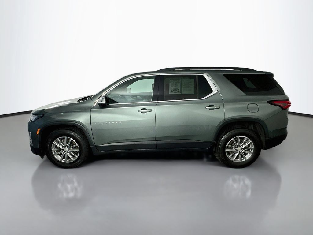 Used 2023 Chevrolet Traverse LT AWD/4WD image 4