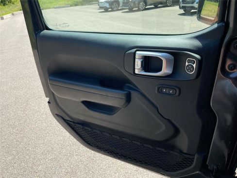 Used 2020 Jeep Wrangler Unlimited Sport AWD/4WD image 18