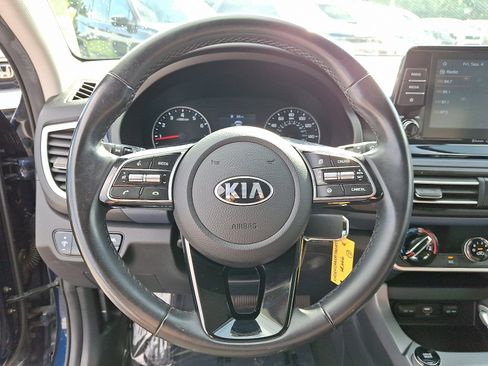 Used 2021 Kia Seltos S AWD/4WD image 18