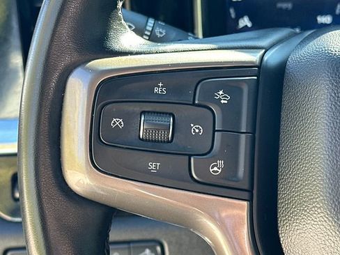 Used 2024 Chevrolet Silverado 2500 High Country w/ Technology Package AWD/4WD image 32