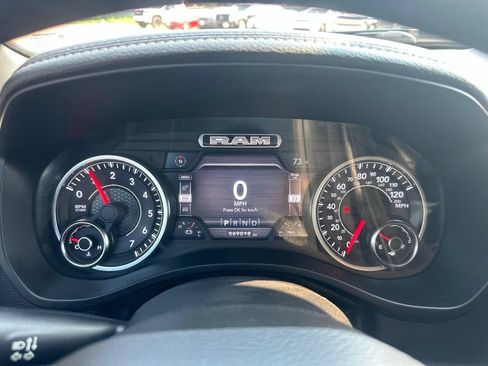 Used 2019 RAM 1500 Laramie w/ Sport Appearance Package AWD/4WD image 2