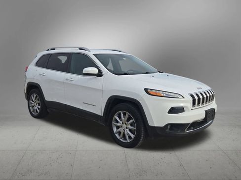 Used 2018 Jeep Cherokee Limited image 8