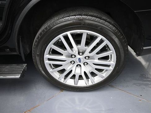 Certified 2024 Ford Expedition Limited RWD image 24