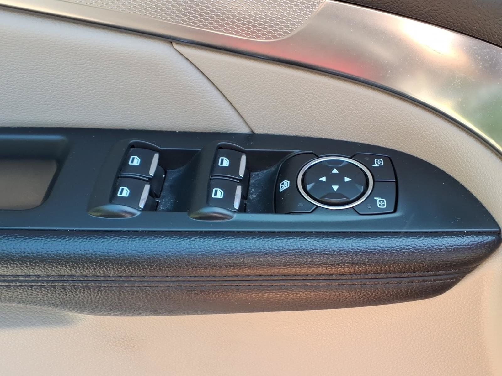 Certified 2019 Ford Explorer XLT w/ Equipment Group 202A AWD/4WD image 22