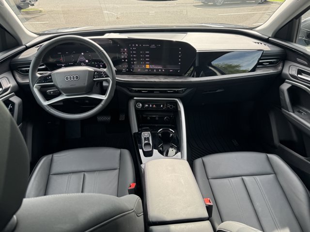 Used 2025 Audi Q5 Premium Plus w/ Premium Plus AWD/4WD image 13